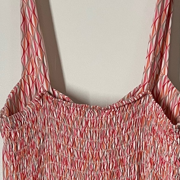 Adorable Dress - Cute Design with Buttons & Pockets - Picture 4 of 6